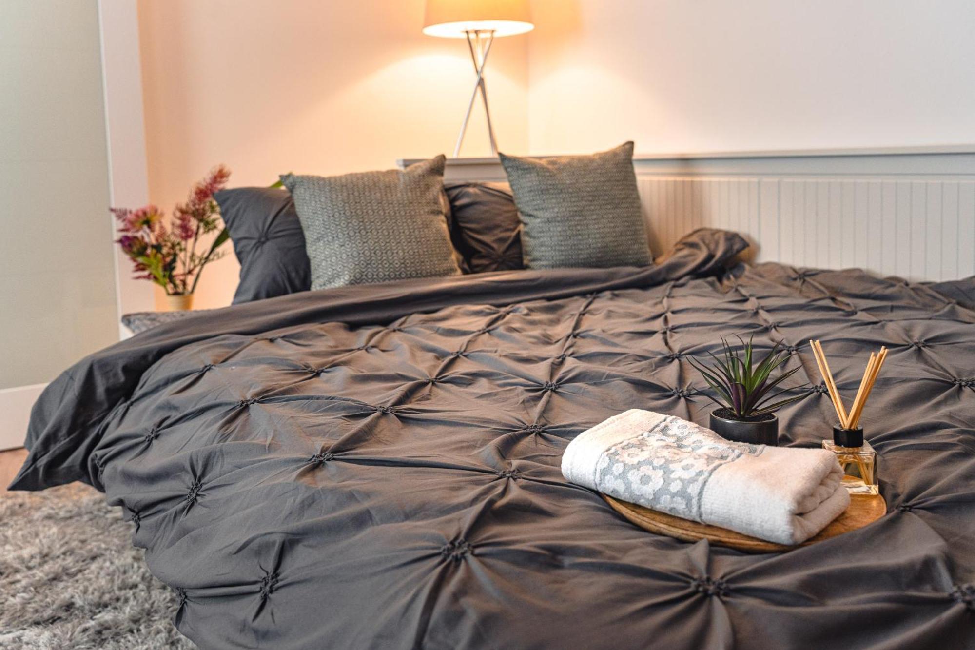 Central Athena Studio - Inima Pietei Unirii - By Openhouse Apartments ทิมิชัวรา ภายนอก รูปภาพ